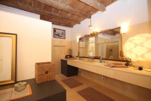 Koupelna v ubytování B&B Romantico Palazzo dei Ulivi