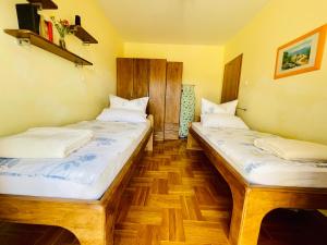 A bed or beds in a room at Apartment Mandarina
