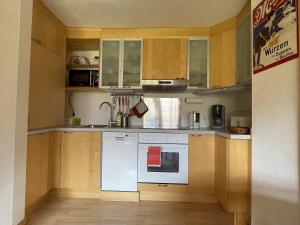 Kuchyň nebo kuchyňský kout v ubytování Landhaus Tuffentsammer