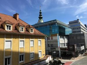 Foto de la galería de Der Stadtzirkus en Klagenfurt