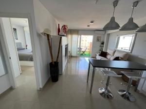 Postel nebo postele na pokoji v ubytování Apartamento Carihuela Torremolinos