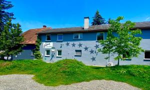Budova, v ktorej sa ubytovanie bed & breakfast nachádza