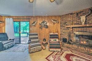 Gallery image of Lake O Pines, Jefferson, TX - Anglers Cabin! in Jefferson