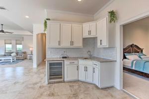 Φωτογραφία από το άλμπουμ του Chic Ranch Villa Less Than 5 Mi to Lake Ray Roberts! σε Pilot Point