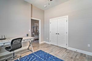 卡尔斯巴德Carlsbad Retreat with Fire Pit and Fenced Yard!的相册照片