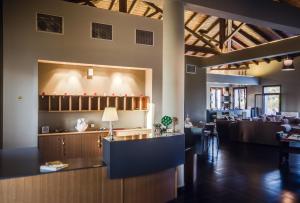Reštaurácia alebo iné gastronomické zariadenie v ubytovaní Perivoli Country Hotel & Retreat