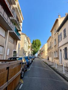 Afbeelding uit fotogalerij van Studio équipé-climatisé avec balcon au Mourillon à 20m de la plage in Toulon