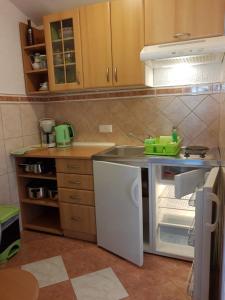 Fotografie z fotogalerie ubytování Apartments Villa Elda v destinaci Peroj