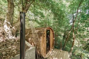 Vonkajšia záhrada v ubytovaní Treebox Noszvaj