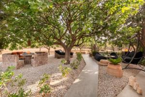 Jardí fora de Los Pistachios