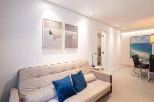 Ruang duduk di Incrivel apartamento com WiFi na Praia Brava SC