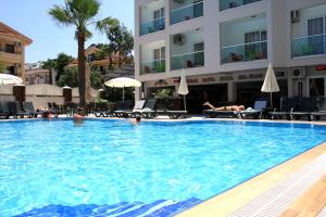 Bazén v ubytování Palmea Hotel nebo v jeho okolí