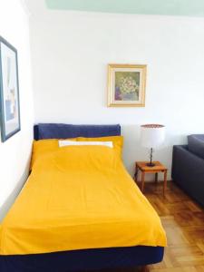 Posteľ alebo postele v izbe v ubytovaní Apartment in Zagreb 10 min center