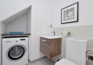 Φωτογραφία από το άλμπουμ του Luxury 4 bed home in Central London στο Λονδίνο