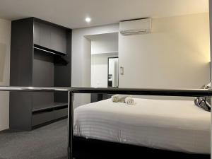 Postel nebo postele na pokoji v ubytování Fern Bay Motel