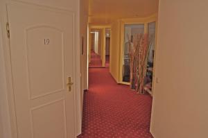 Fotografie z fotogalerie ubytování Hotel Garni Kristinenhof v destinaci Bad Zwischenahn + 24 fotografií