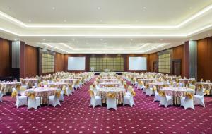 Бизнес-центр и/или конференц-зал в Merapi Merbabu Hotels & Resorts