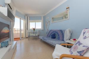 TV a/nebo společenská místnost v ubytování Apartamento Fuengirola