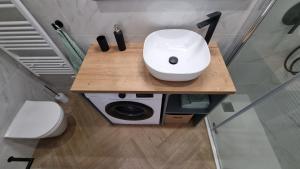 Koupelna v ubytování Aquamarine apartment - Free 2 electric scooters + 19 fotografií