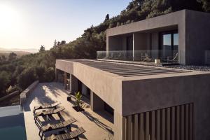 Balkón alebo terasa v ubytovaní Alpha Villa - A Leading Luxury Villa!