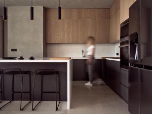 Kuchyňa alebo kuchynka v ubytovaní Alpha Villa - A Leading Luxury Villa!