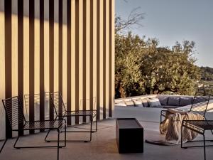 Posedenie v ubytovaní Alpha Villa - A Leading Luxury Villa!