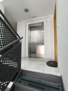 Zdjęcie z galerii obiektu Madrid AlcoTour Apto trabajo y relax w mieście Alcobendas