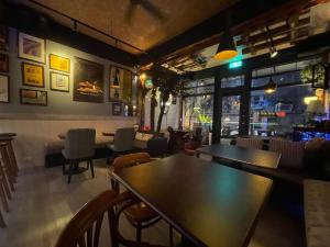 Restaurace v ubytování 墾丁聚點旅棧 2Ps Hotel