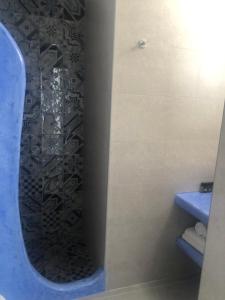 Vannituba majutusasutuses Afrodete Hotel
