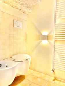 A bathroom at La Tinassara