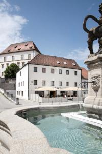 Afbeelding uit fotogalerij van Hotelgasthof Bayerischer Hof in Sulzbach-Rosenberg