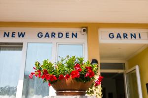 Gambar di galeri bagi New Garden di Nago-Torbole
