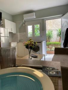 Fotografie z fotogalerie ubytování AIOLOS LUXURY alimos quiet apartment 1 v Aténách