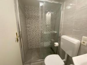 Koupelna v ubytování Apartment Surdić
