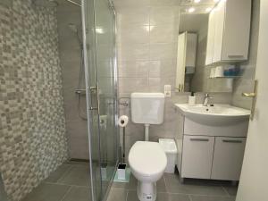 Koupelna v ubytování Apartment Surdić