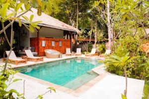 Bazén v ubytování La Cocoteraie Ecolodge - Luxury Glamping Tents nebo v jeho okolí