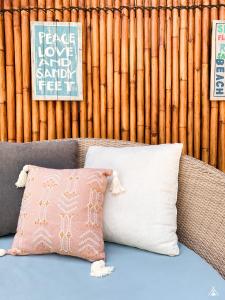 Postel nebo postele na pokoji v ubytování La Cocoteraie Ecolodge - Luxury Glamping Tents