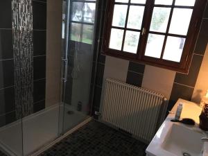 Kúpeľňa v ubytovaní Villa Bonaparte + 14 fotografií