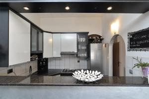 Kuchyň nebo kuchyňský kout v ubytování Apartment Mirela 2145