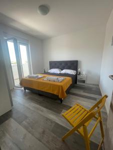 Ein Bett oder Betten in einem Zimmer der Unterkunft Villa Iva Vodice