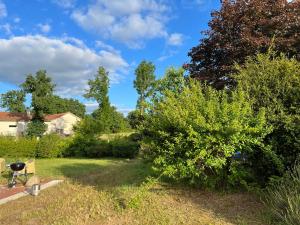 Zahrada ubytování Jolie maison de campagne arborée