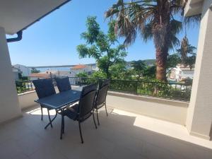 Balkón nebo terasa v ubytování Apartments Amfora