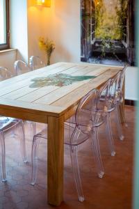 Photo de la galerie de l'établissement Le Ptit Dauphin, à Domarin