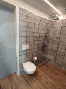A bathroom at Napraszállás Vendégház
