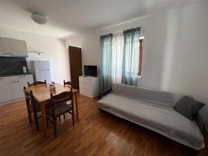Kuchyň nebo kuchyňský kout v ubytování Apartments Antolkovic