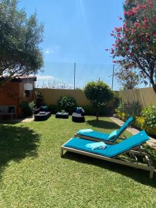 Garden sa labas ng Ferienhaus Casa do mar mit seitlichem Meerblick