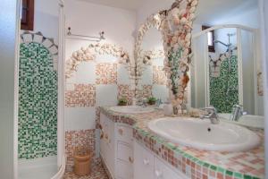 Fotografie z fotogalerie ubytování [70 METRI-SPIAGGIA PRIVATA]LETTINI E OMBRELLONI FREE v Porto Cervo