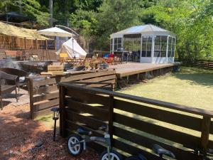 Ein Garten an der Unterkunft 貸別荘MUSIC FOREST by MFR