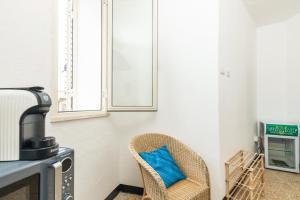 Kuchyň nebo kuchyňský kout v ubytování LA TORRE DEI COLOMBO