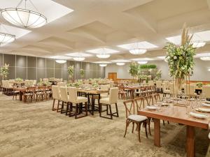 a large banquet room with tables and chairs at Fiesta Americana Reforma in Mexico City